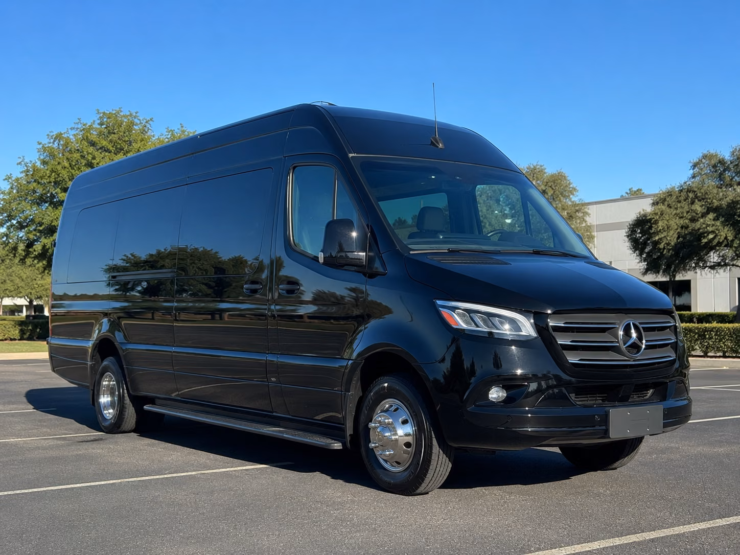 warner robins prom transportation onboard seating